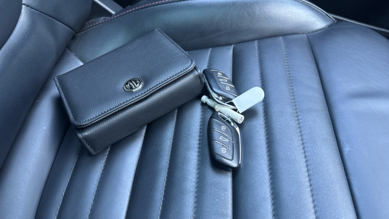 MG Hs 1.5 T-GDI Exclusive 5dr Petrol Hatchback